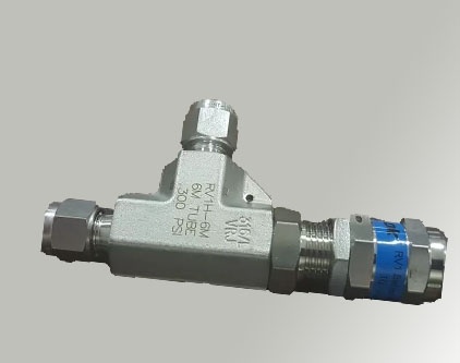 Точеные тройники 15x10x25 мм 09Г2С ГОСТ 22822-83
